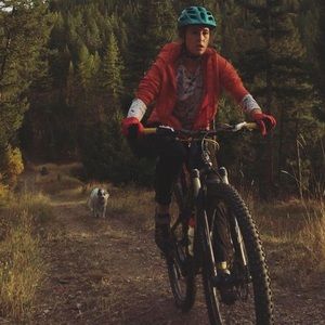 Meet your Posher, Liz